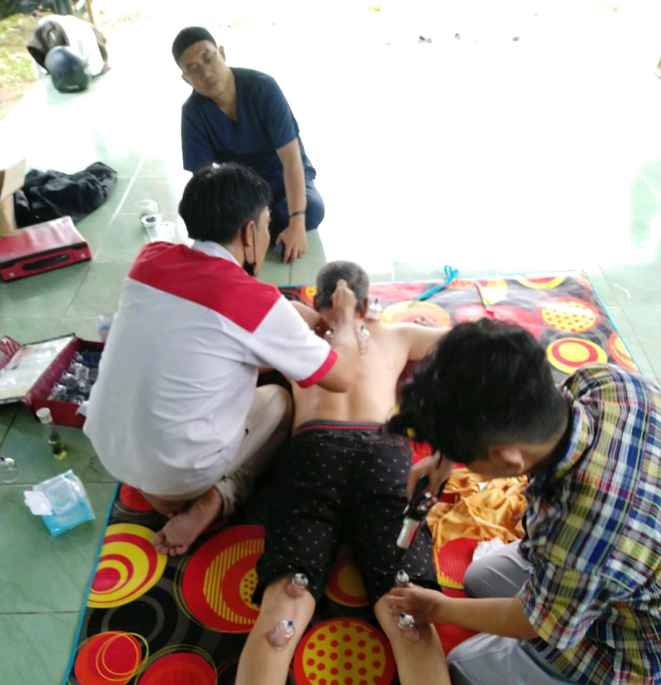 Brigade Laskar Merah Putih Mengadakan Pengobatan Terapis Sukarela di RW 14 Kampung Bulak