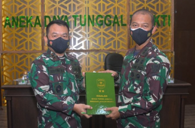 Penyambutan dan Penerimaan Pangdam Jaya Yang Baru Mayjen TNI Mulyo Aji