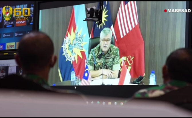 KASAD Lakukan Vicon Dengan Panglima Angkatan Darat Malaysia⁣ bahas Latihan dan Pendidikan