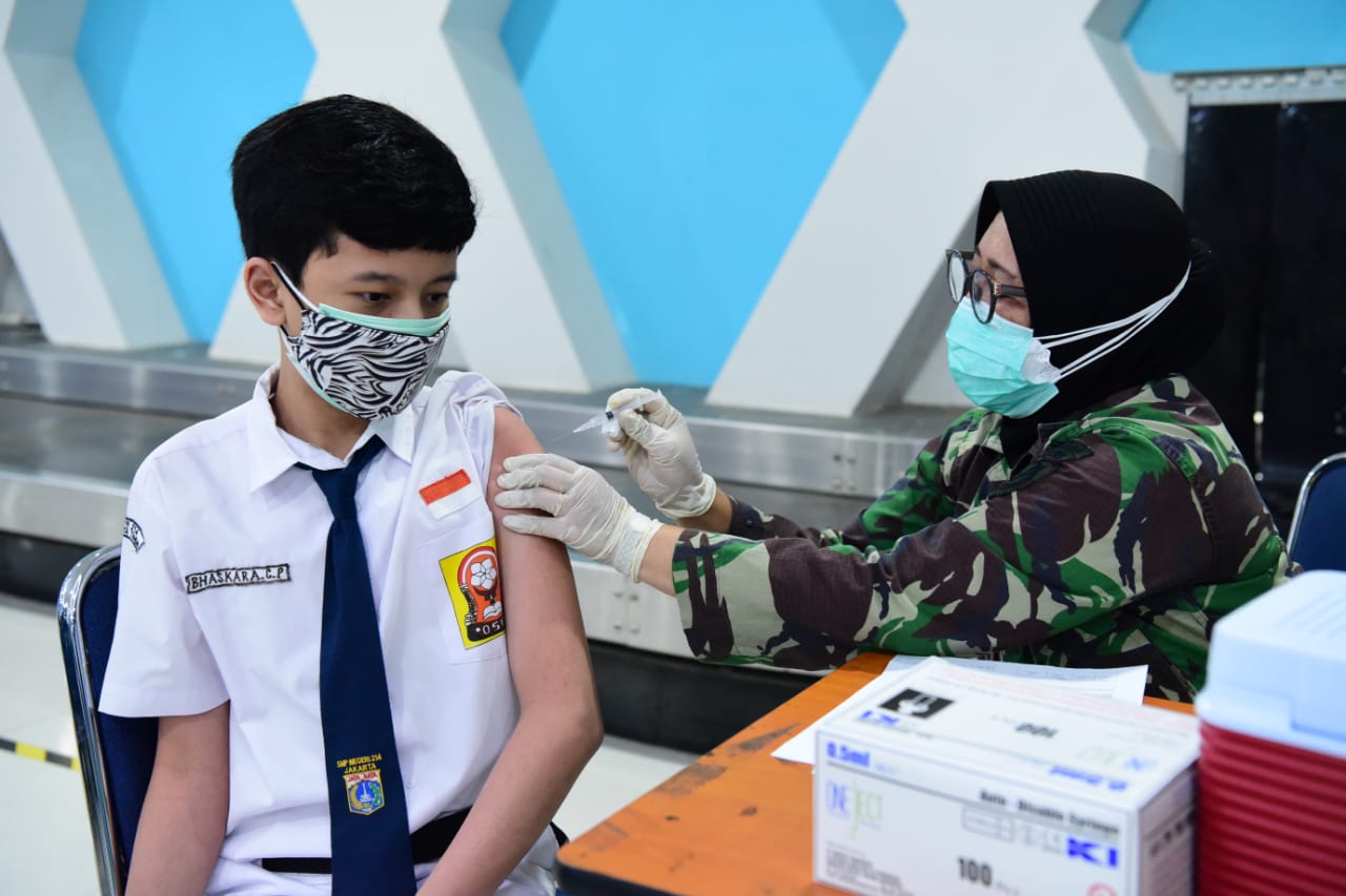 Serbuan Vaksinasi di Bandara Halim Perdanakusuma, Didominasi Usia Remaja