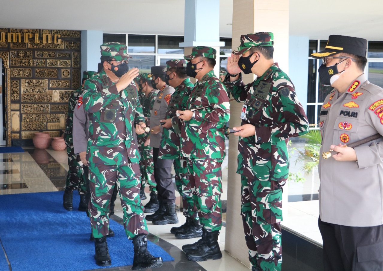 Kunjungan Kerja Panglima TNI di Kota Bandung