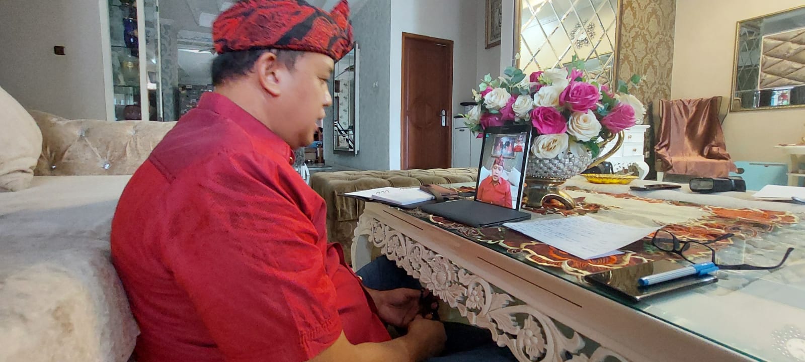 Wakil Walikota Tri Adhianto Zoom Meeting dengan Prajanity Kota Bekasi