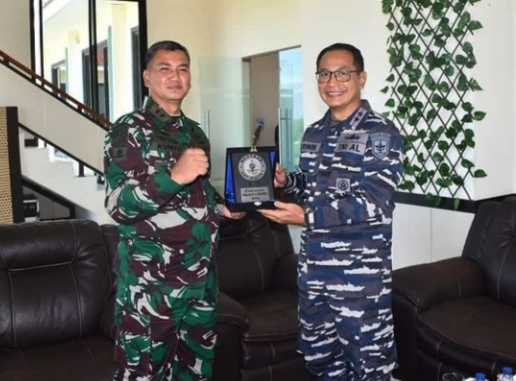 Pangdivif 3 Kostrad Mayjen TNI Kunto Arief Wibowo Terima Kunjungan Pangkolinlanmil